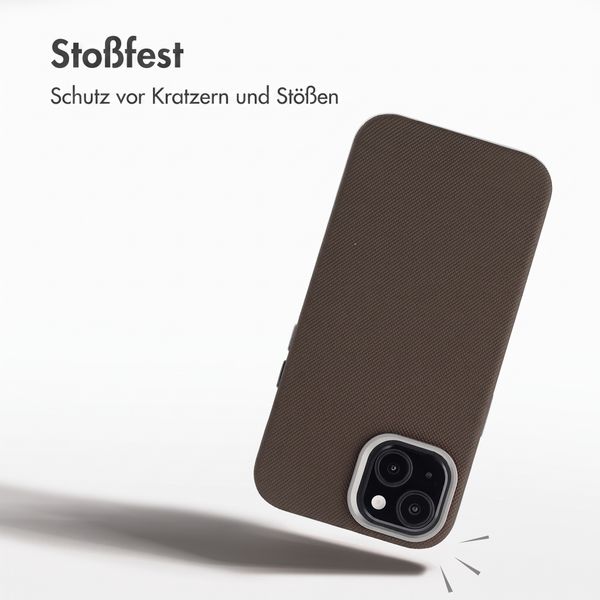 Accezz Mesh Backcover mit MagSafe Apple iPhone 14 / 13 - Braun