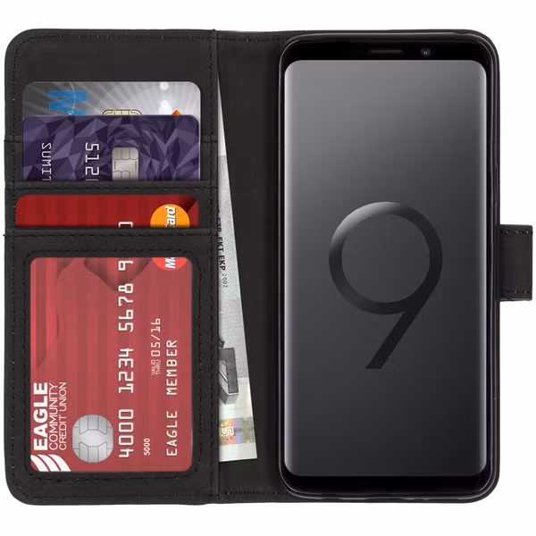 imoshion Luxuriöse Klapphülle Schwarz für das Samsung Galaxy S9