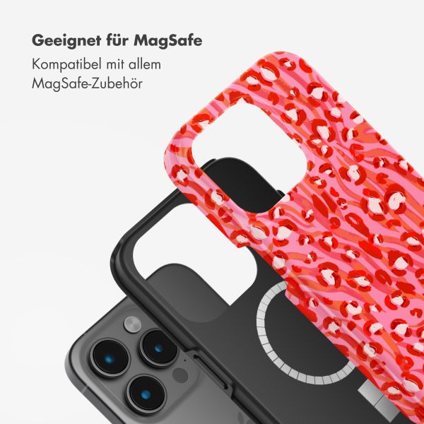 Selencia Vivid Tough Back Cover mit MagSafe für das iPhone 15 Pro Max - Wild Spots Lipstick