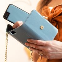 Selencia Clutch Klapphülle aus veganem Leder mit herausnehmbarem Case iPhone 11