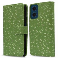 imoshion Design Klapphülle für das Motorola Moto G34 - Green Flowers