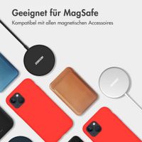 Accezz Liquid Silikoncase mit MagSafe Apple iPhone 15 Pro Max - Rot