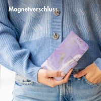 imoshion Design Klapphülle für das Samsung Galaxy S25 - Purple Marble