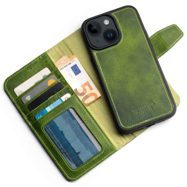 Wachikopa Magic Klapphülle 2-in-1 für das iPhone 14 - Forest Green