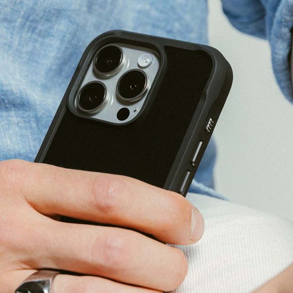 Nomad Rugged Case für das iPhone 16 Pro Max - Black