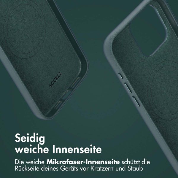 Accezz 2-in-1 Klapphülle aus Leder mit MagSafe für das iPhone 15 Pro Max - Cedar Green