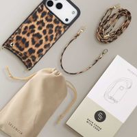Selencia Nova HandyHülle mit Kordel und Kartenhalter Apple iPhone 17 Pro Max - Leopard