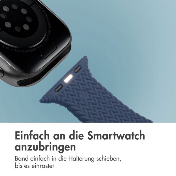 imoshion Geflochtenes Silikonarmband für die Apple Watch Series 1 bis 10 / SE / Ultra (2) (44/45/46/49 mm) - Dunkelblau