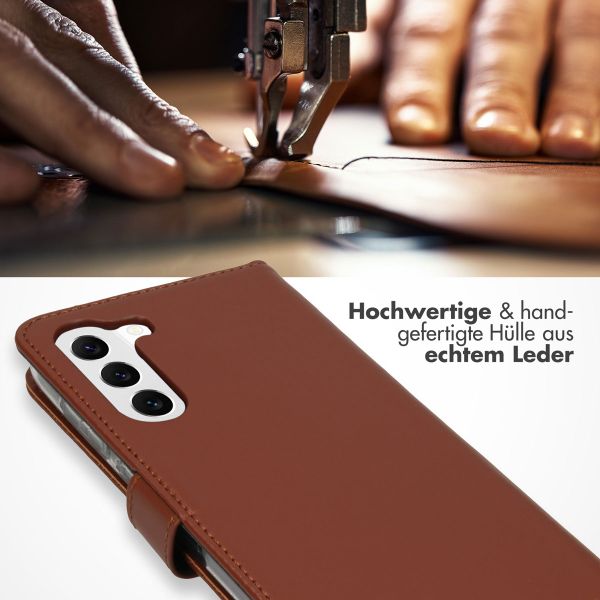 Selencia Echtleder Klapphülle Samsung Galaxy S23 Plus - Hellbraun