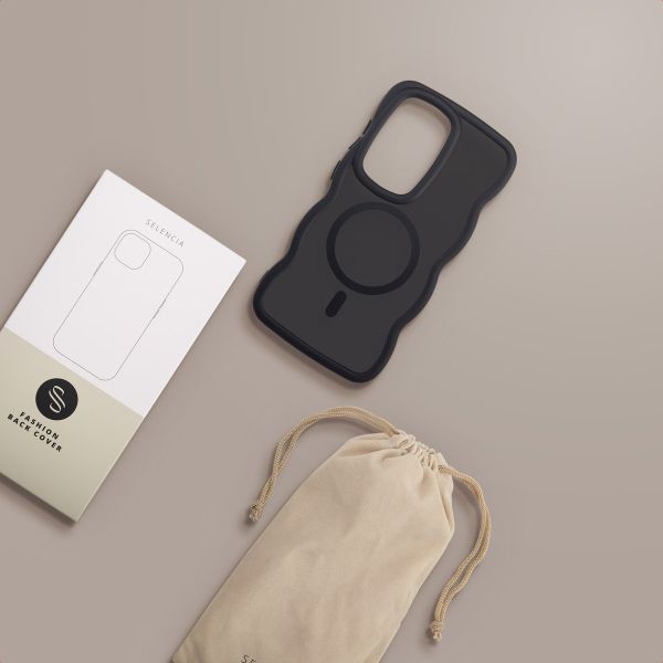 Selencia Wavy Backcover mit MagSafe Samsung Galaxy S25 Ultra - Schwarz