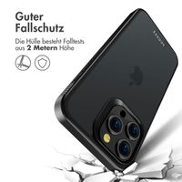 Accezz Rugged Frosted Back Cover für das iPhone 15 Pro Max - Schwarz