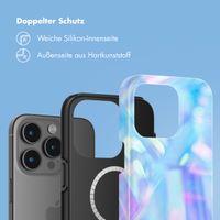 Selencia Vivid Tough Back Cover mit MagSafe für das iPhone 15 Pro Max - Holographic Blue Dream