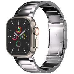 Accezz Mattes Titanstahlarmband für das  Apple Watch Series 1 t/m 11 / SE / Ultra (44/45/46/49 mm) - Silber
