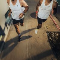 Nomad Tempo Silikonarmband für das  Apple Watch Series 1 - 11 / SE / Ultra (44/45/46/49 mm) - Purple