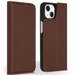 Accezz Premium Leather Slim Klapphülle Apple iPhone 13 - Braun