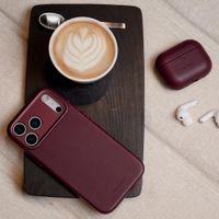 Decoded Leather Backcover MagSafe Apple iPhone 17 Pro Max - Burgundy