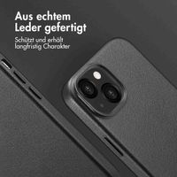 Accezz MagSafe Leather Backcover für das Apple iPhone 13 - Onyx Black