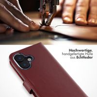 Selencia Echtleder Klapphülle Apple iPhone 17 - Burgundy