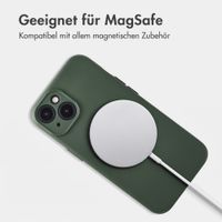 Accezz Grip Backcover mit MagSafe Apple iPhone 14 - Dunkelgrün