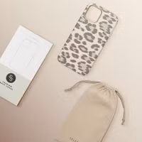 Selencia Sabi Backcover Leopardenmuster mit MagSafe Apple iPhone 12 (Pro) - Soft Ivory