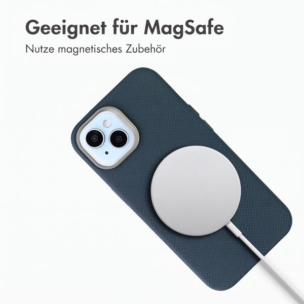 Accezz Mesh Backcover mit MagSafe Apple iPhone 15 - Dunkelblau