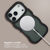 Selencia Wavy Backcover mit MagSafe Apple iPhone 17 Pro - Schwarz