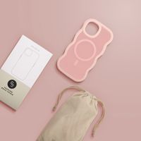 Selencia Wavy Backcover mit MagSafe Apple iPhone 12 (Pro) - Soft Pink