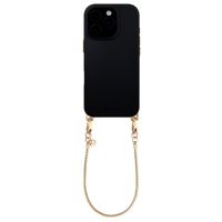 Selencia Rivièra MagSafe Backcover mit abnehmbaren Haken für das Apple iPhone 16 Pro - Velvet Black + Sleek Chain Handykette - Gold