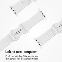 imoshion Silikonband⁺ für die Apple Watch Series 1 bis 10 / SE / Ultra (2) (44/45/46/49 mm) - White - Größe M/L