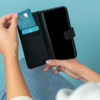 imoshion Luxuriöse Canvas-Klapphülle Samsung Galaxy S8 - Schwarz