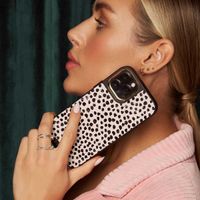 Burga Elite Gold Backcover für das Apple iPhone 15 Plus - Almond Latte