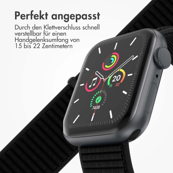 imoshion Nylon-Armband⁺ für die Apple Watch Series 1 bis 9 / SE (38/40/41 mm) | Series 10 (42 mm) - Schwarz