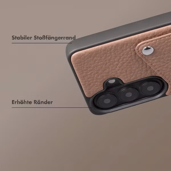 Selencia Riva Back Cover mit Kartenfach Samsung Galaxy S26 Plus - Mocha Brown