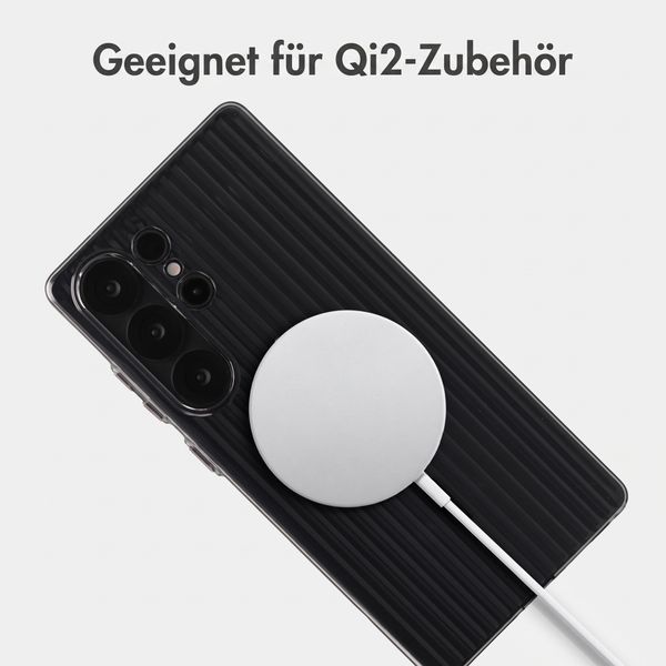 Accezz Lite Backcover mit MagSafe | Fluted | Samsung Galaxy S25 Ultra - Schwarz