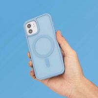imoshion Color Guard Back Cover mit MagSafe Apple iPhone 12 (Pro) - Hellblau
