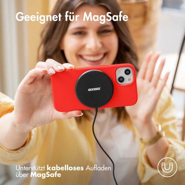 Accezz Liquid Silikoncase mit MagSafe für das iPhone 14 Pro - Rot