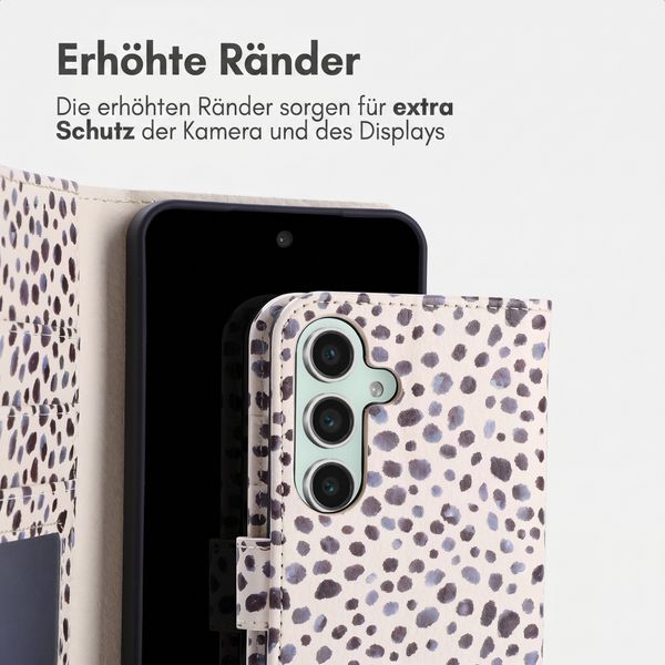 imoshion Design Klapphülle Samsung Galaxy S25 - Black And White Dots