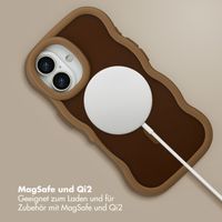 Selencia Wavy Backcover mit MagSafe Apple iPhone 17 - Mocha Brown