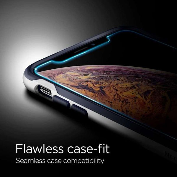 Spigen GLAStR EZ Fit Displayschutzfolie  + Applicator 2-pack für das iPhone 11