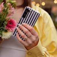imoshion Design Hülle Samsung Galaxy A55 - Sparkle Lines Lavender