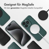 imoshion Color Back Cover mit MagSafe für das iPhone 15 Pro - Dunkelgrün