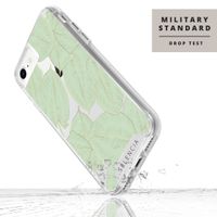 Selencia Zarya Fashion-Backcover mit zuverlässigem Schutz Apple iPhone SE (2022 / 2020) / 8 / 7 / 6(s) - Gold Green Botanic