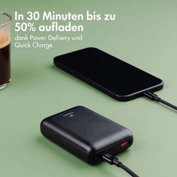 imoshion Kompakte Powerbank 10.000 mAh - Kleine Powerbank - 22,5W Schnellladegerät - USB-C / USB-A - Schwarz