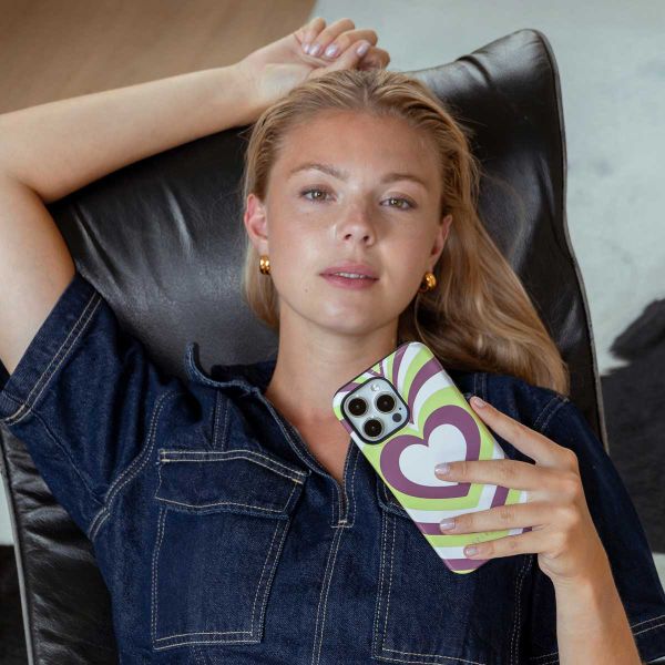 Selencia Vivid Rückabdeckung mit MagSafe Apple iPhone 16 - Double Hearts Plum Fern