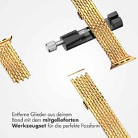 Selencia Drachenarmband aus Stahl für die Apple Watch Series 1 bis 9 / SE (38/40/41 mm) | Series 10 (42 mm) - Gold