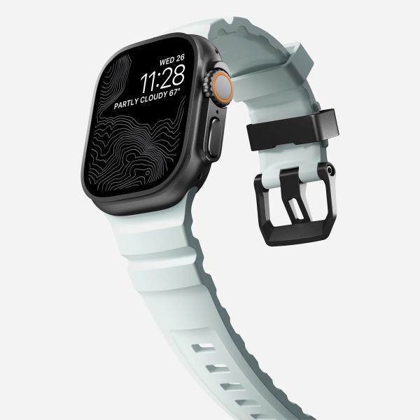 Nomad Rocky Point Armband für das  Apple Watch Series 1 t/m 11 / SE / Ultra (44/45/46/49 mm) - Icy Blue Glow Black