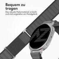 Accezz Nylon Alpine Armband für Samsung Galaxy Watch 9 (40/44mm) / Watch 8 (40/44mm) / Classic (46mm) - Dark Grey