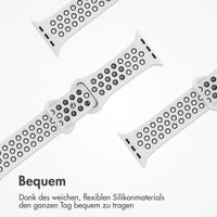 imoshion Sportarmband⁺ für die Apple Watch Series 1 bis 10 / SE / Ultra (2) (44/45/46/49 mm) - Größe M/L - Pure Platinum & Black