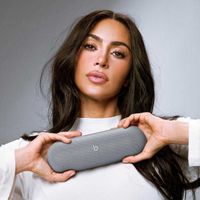 Beats Pill x Kim Kardashian Bluetooth-Lautsprecher - Gen3 - Dark Gray