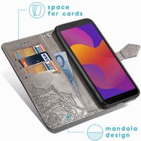 imoshion Mandala Klapphülle Huawei Y5p - Grau